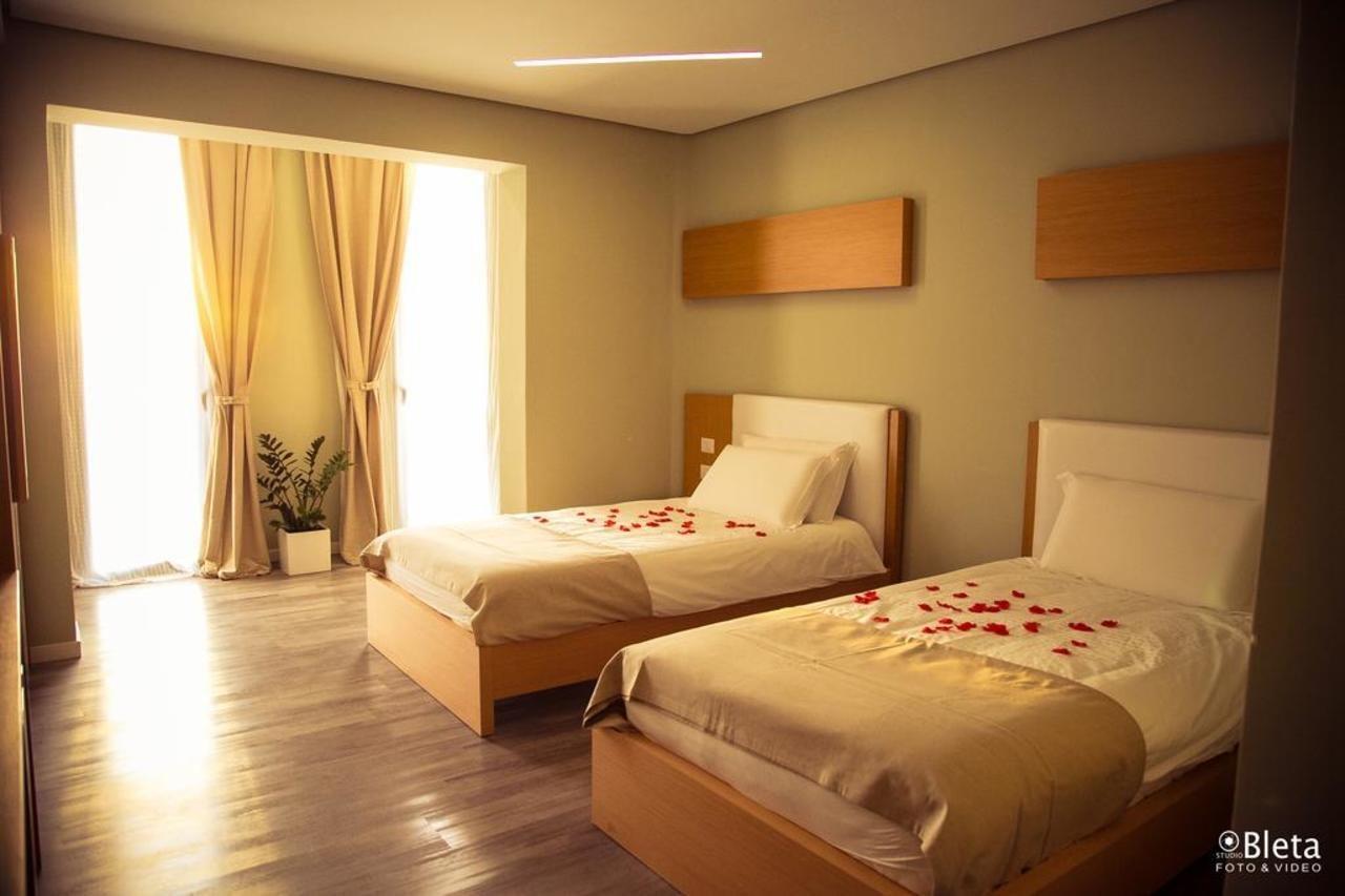 Hotel Bologna Vlore Ngoại thất bức ảnh