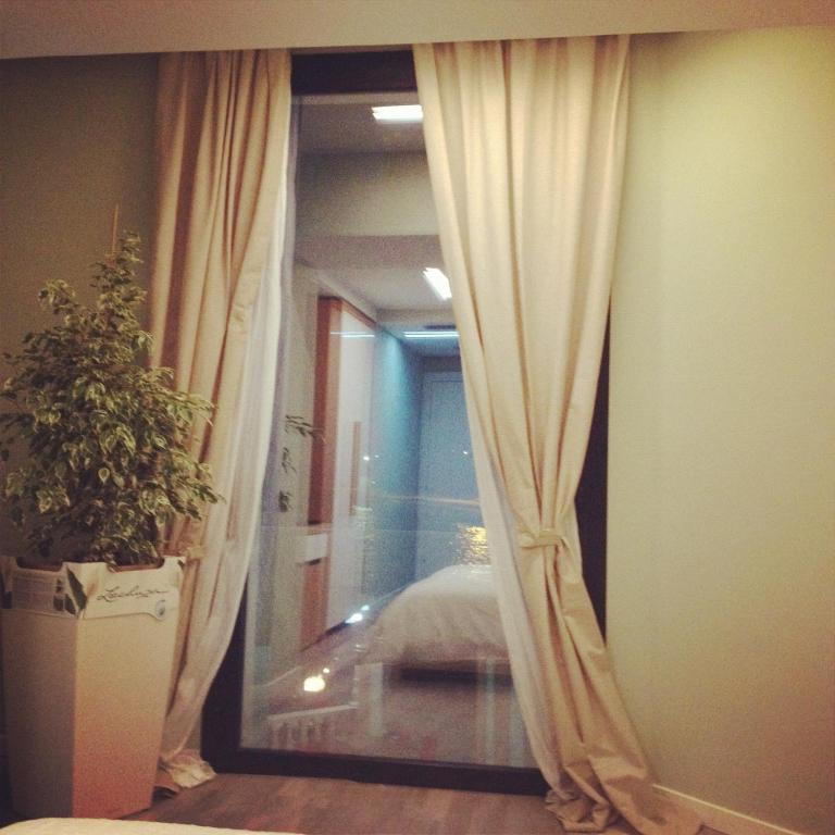 Hotel Bologna Vlore Ngoại thất bức ảnh