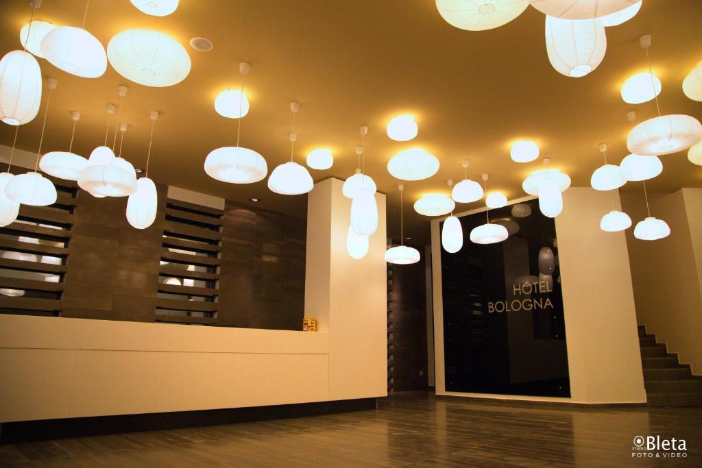 Hotel Bologna Vlore Ngoại thất bức ảnh